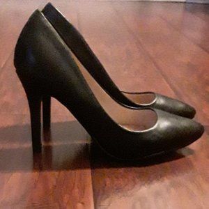 Sergio Bari Pumps *never worn*